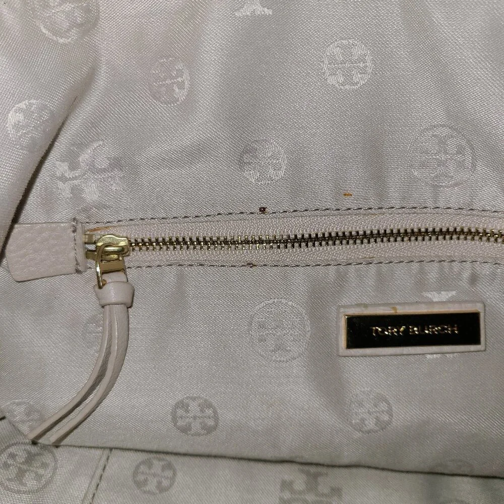 TORY BURCH Ivy Slouchy Shoulder Bag - Picture 8 of 10